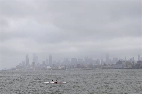 Man leaps to death was $1 million winner at an Atlantic City.